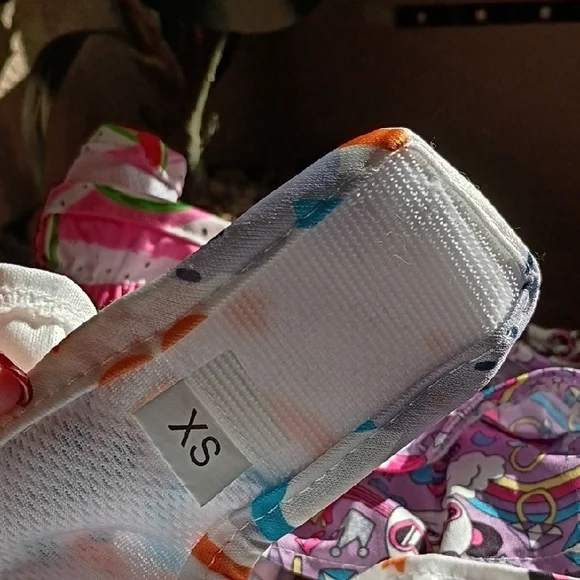 Colorful Patterned Dog Diapers - Picture 4 of 13